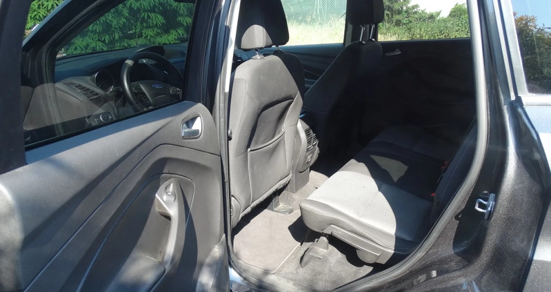 Ford Kuga cena 27900 przebieg: 162775, rok produkcji 2017 z Bydgoszcz małe 92